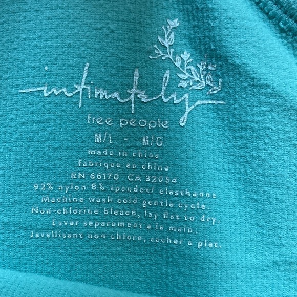 free people tank top , minor pulling, not noticeable - Picture 2 of 2